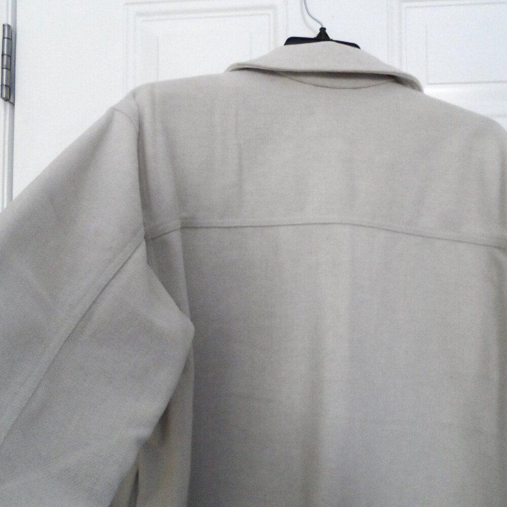 Old Navy- Soft Brushed Utility Shacket - A Touch of Wool - Size XL - Picture 8 of 9